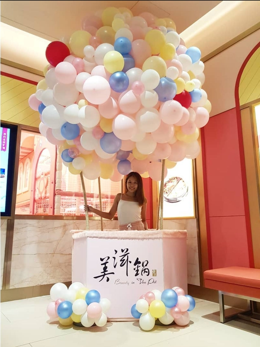 Hot Air Balloon Photo Backdrop Display (Life Size)