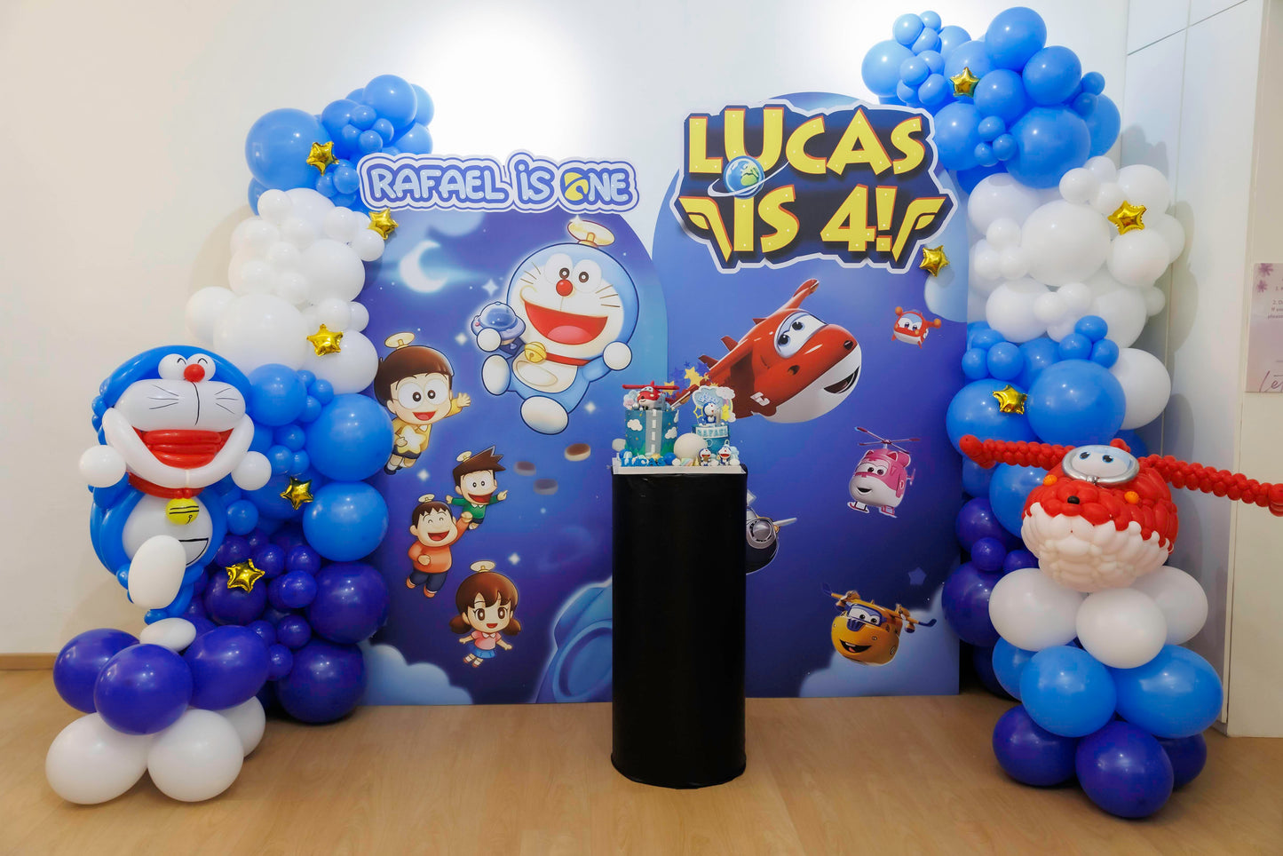 2 Panel Customised Foamboard Organic Balloon Backdrop
