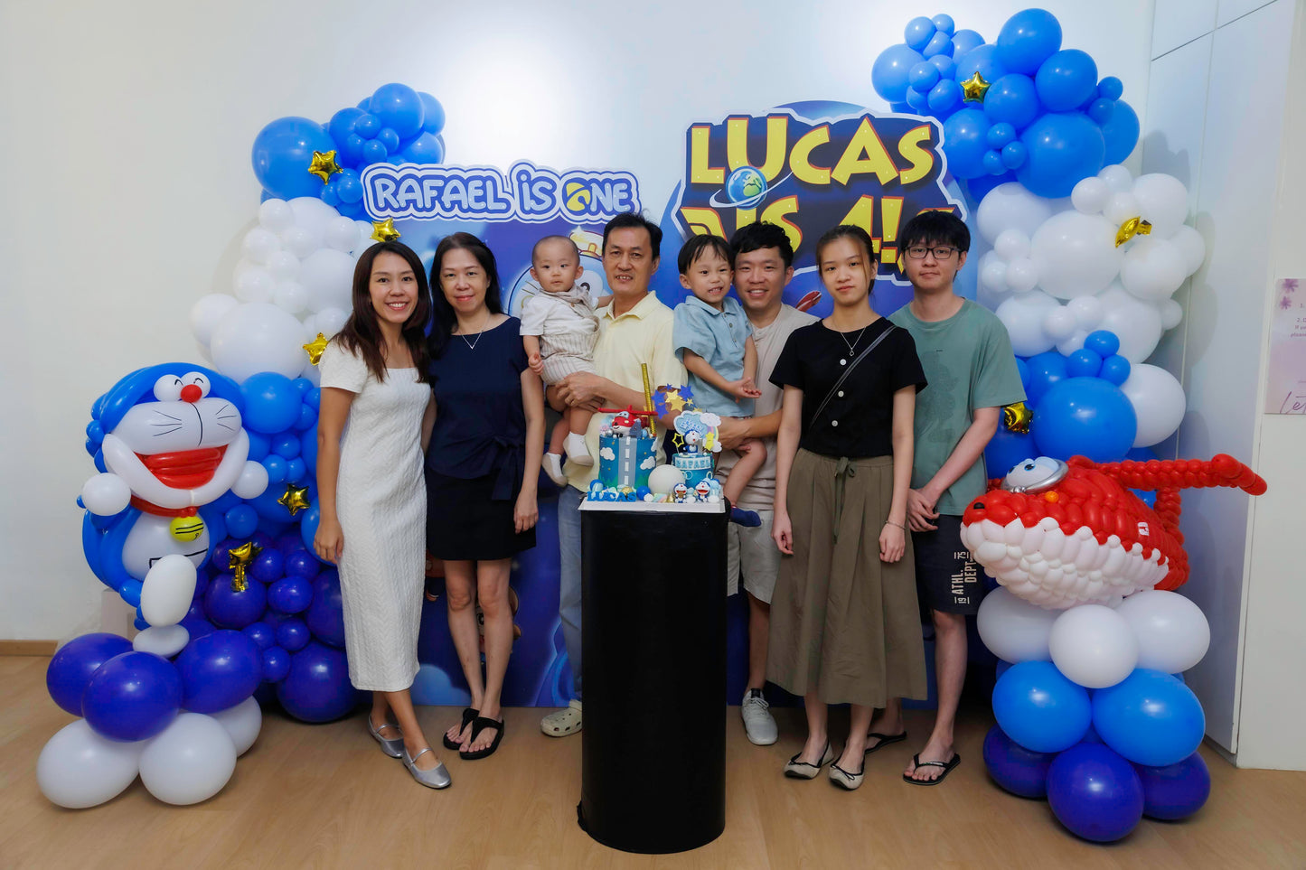 2 Panel Customised Foamboard Organic Balloon Backdrop