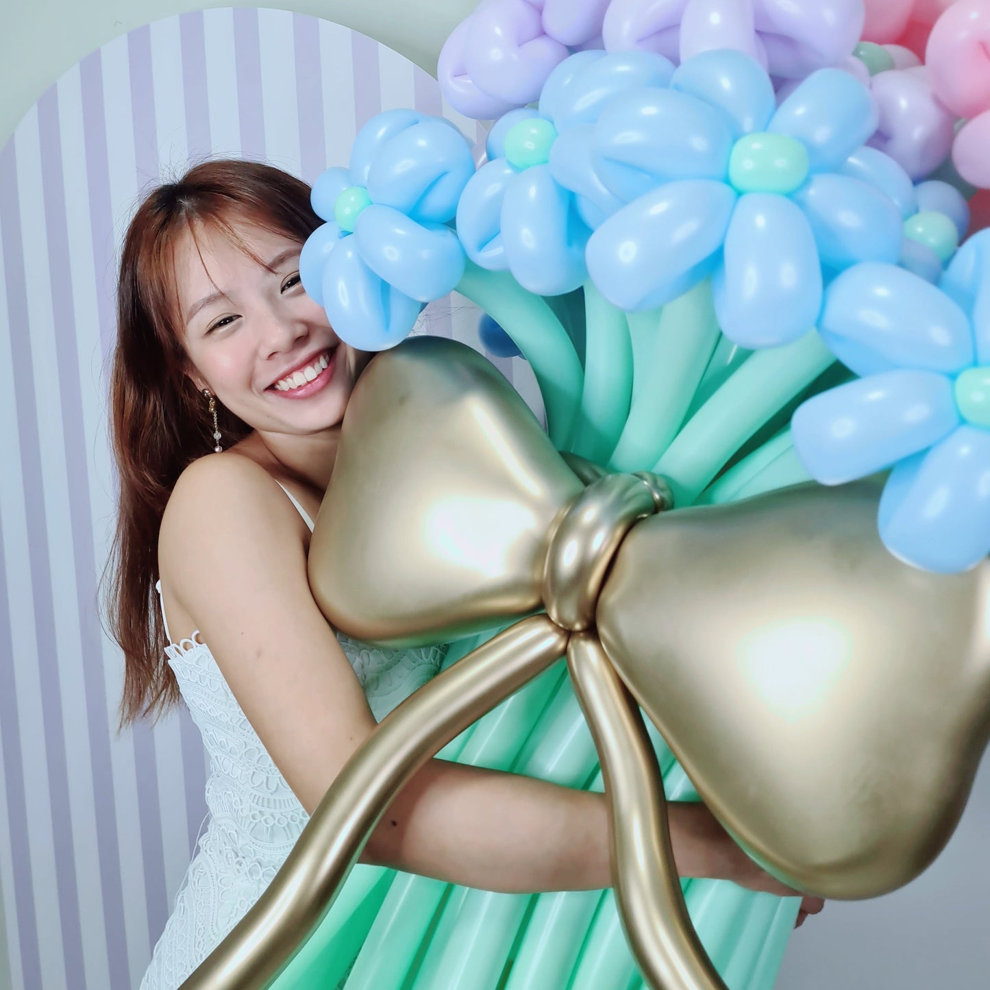 Super Flower Bouquet Balloon Sculpture