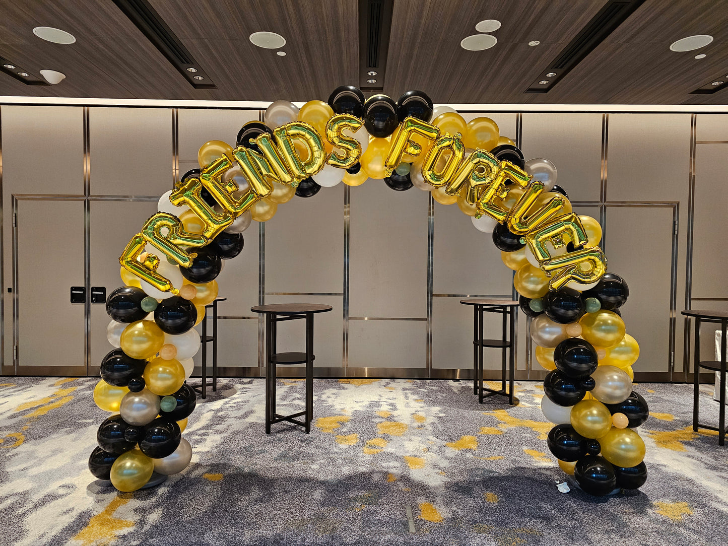 Friends Forever Balloon Arch