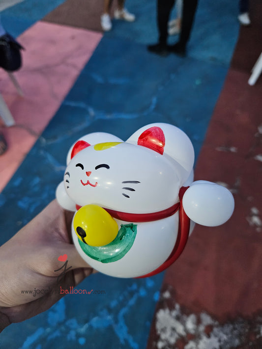 White Fortune Cat (Manekineko) Balloon Sculpture *Real Bell*